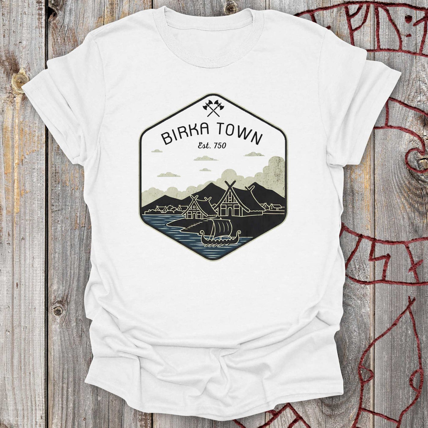 Birka Town Retro Badge – Viking History T-shirt