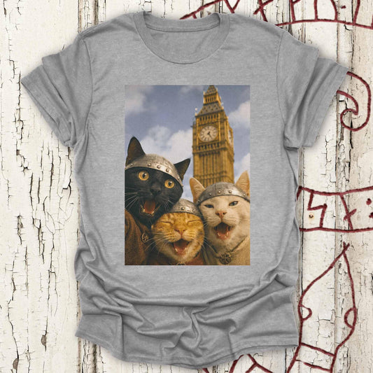 Viking Cats Retro Selfie Photo Style - Big Ben London UK T-shirt NEW!