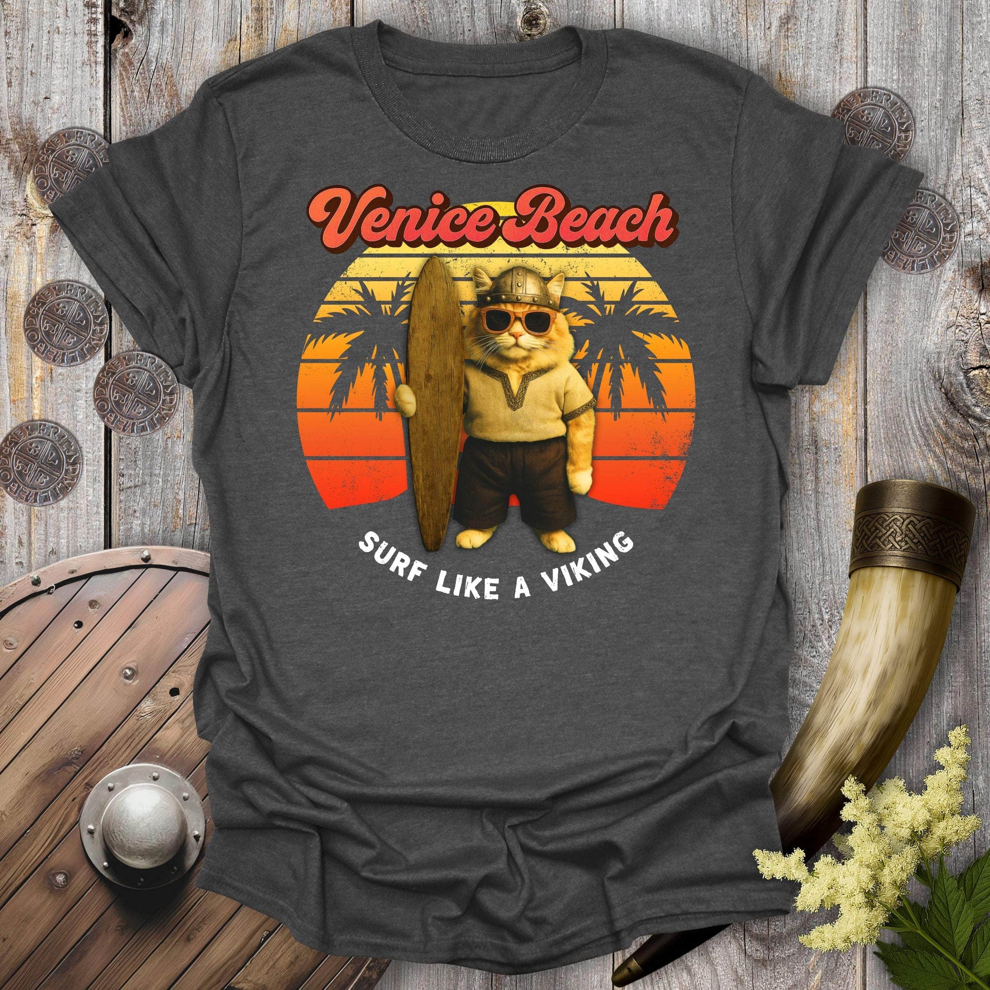 T-Shirt Dark Heather / S Venice Beach Viking Cat T-Shirt